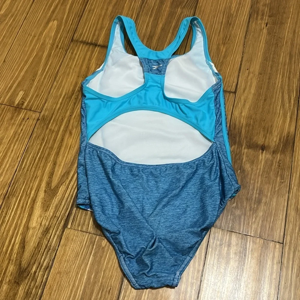 Speedo Size 14 Girl’s Infinity Splice One Piece